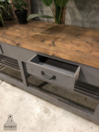 Bakkerstafel, lengte bijna 3 meter  (145193) verkocht