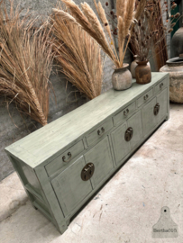 Lang oud Chinees dressoir 148069 lengte 264 cm