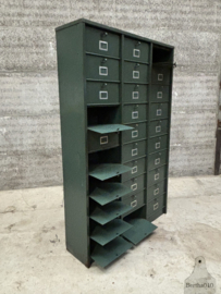 Jaren 40 50 kleppenkast uit Frankrijk van iconisch merk Strafor 147792