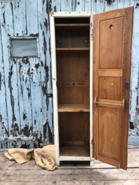 Oude locker hout (136736) verkocht