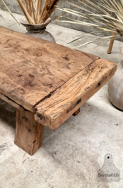 Robuuste oude salontafel 147357