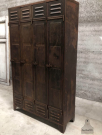 Hoge locker antiek (144161) verkocht