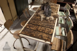 Industriële tafel op maat (131457)..verkocht