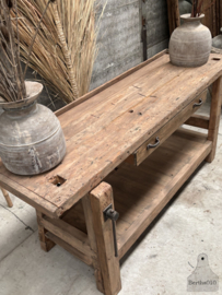 Stoer, doorleefd unieke werkbank uit oud Frans atelier 147938 lengte 206 cm