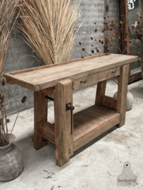 Unieke oude werkbank  stoer badkamermeubel, dressoir of keukeneiland 147935 lengte 165 cm