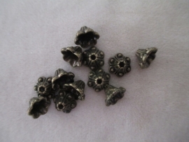 B14475 Flower Bead Cap 10x 5 mm. brons