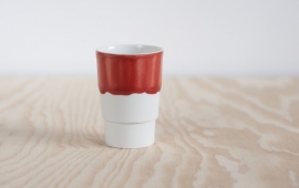 Beker porselein 'Useful new colors', Rood