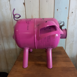 Metalen roze varkentje