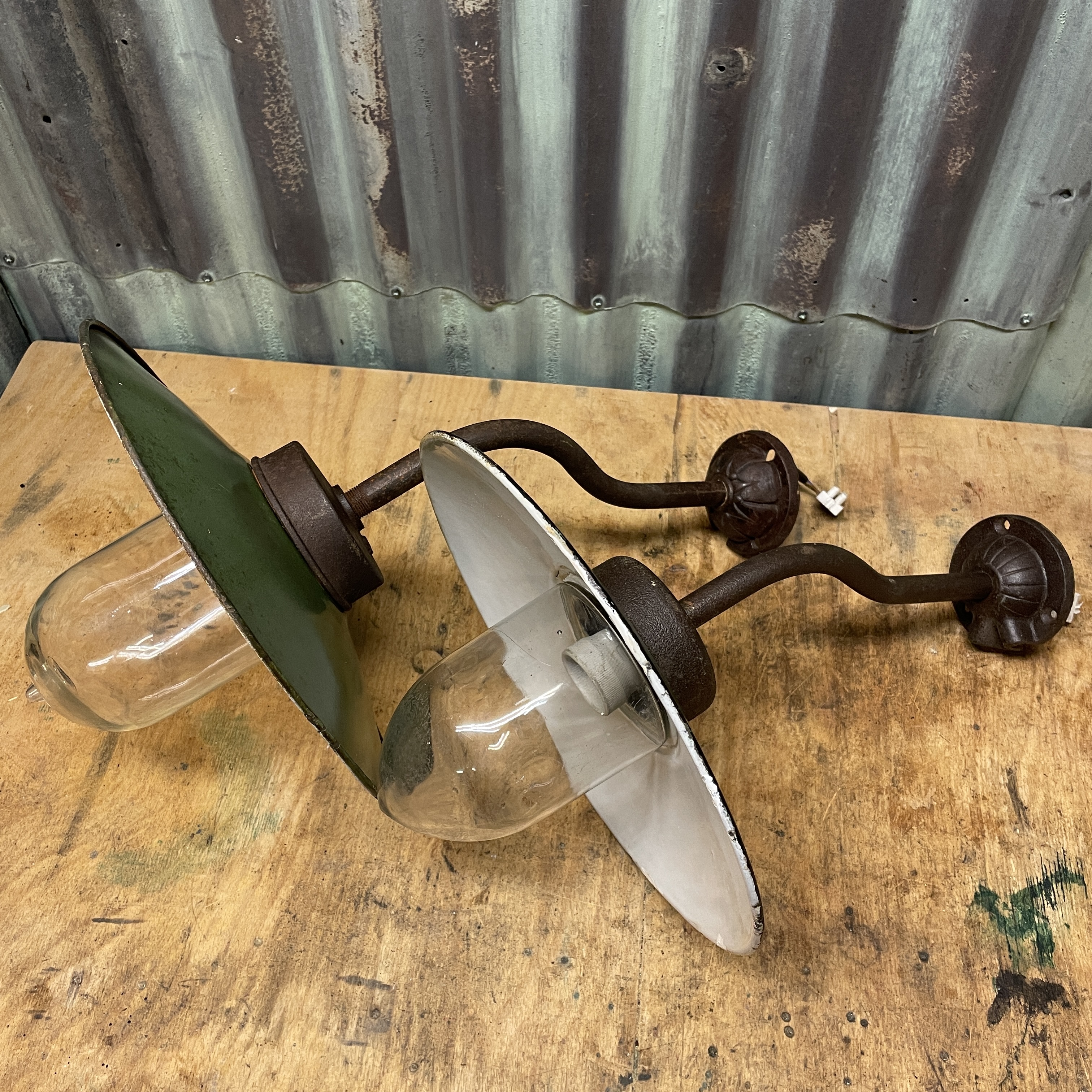 Brocante Franse stallamp - buitenlamp