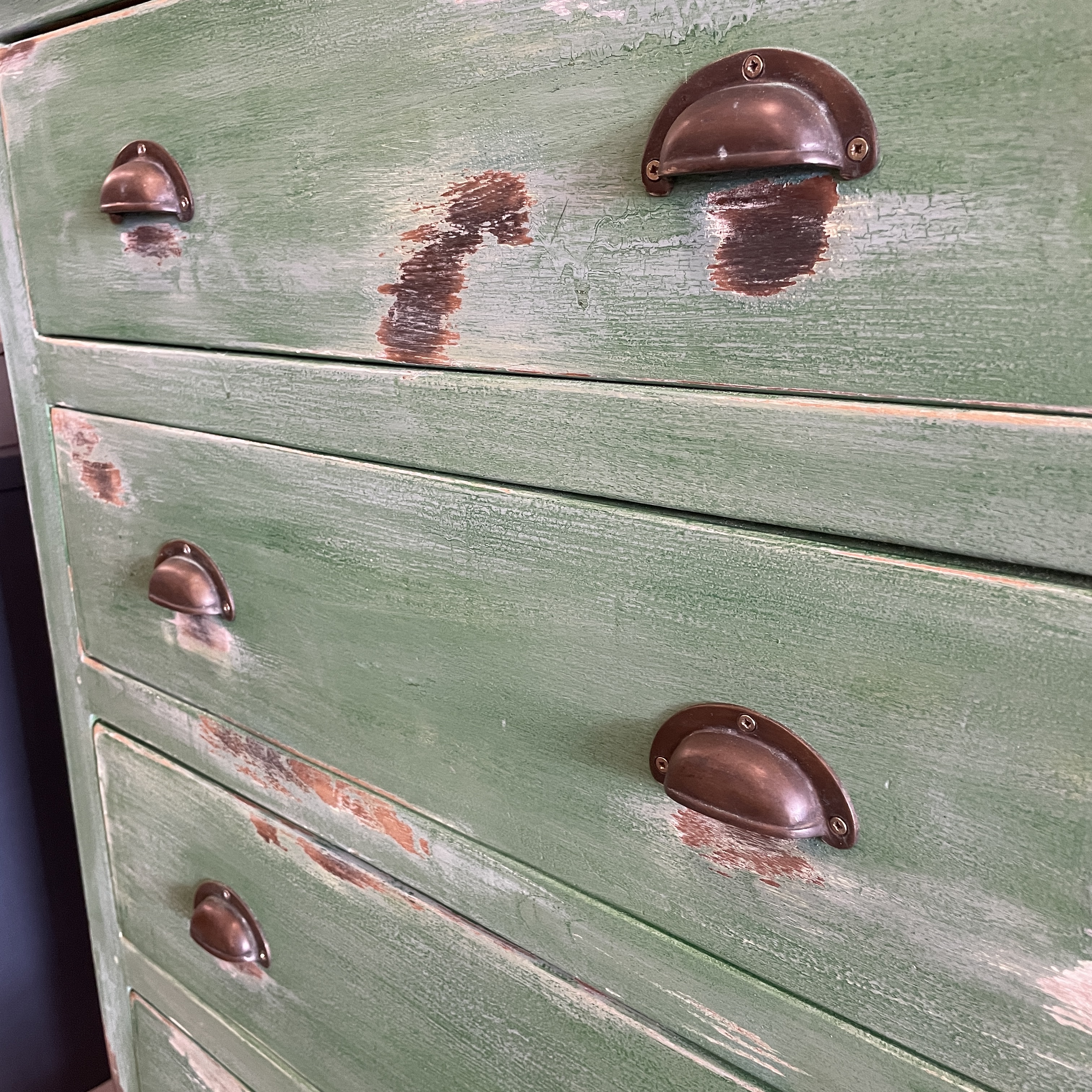 Brocante geleefde ladekast
