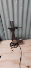 Lamp gemaakt van oude naaimachine Nr-2.