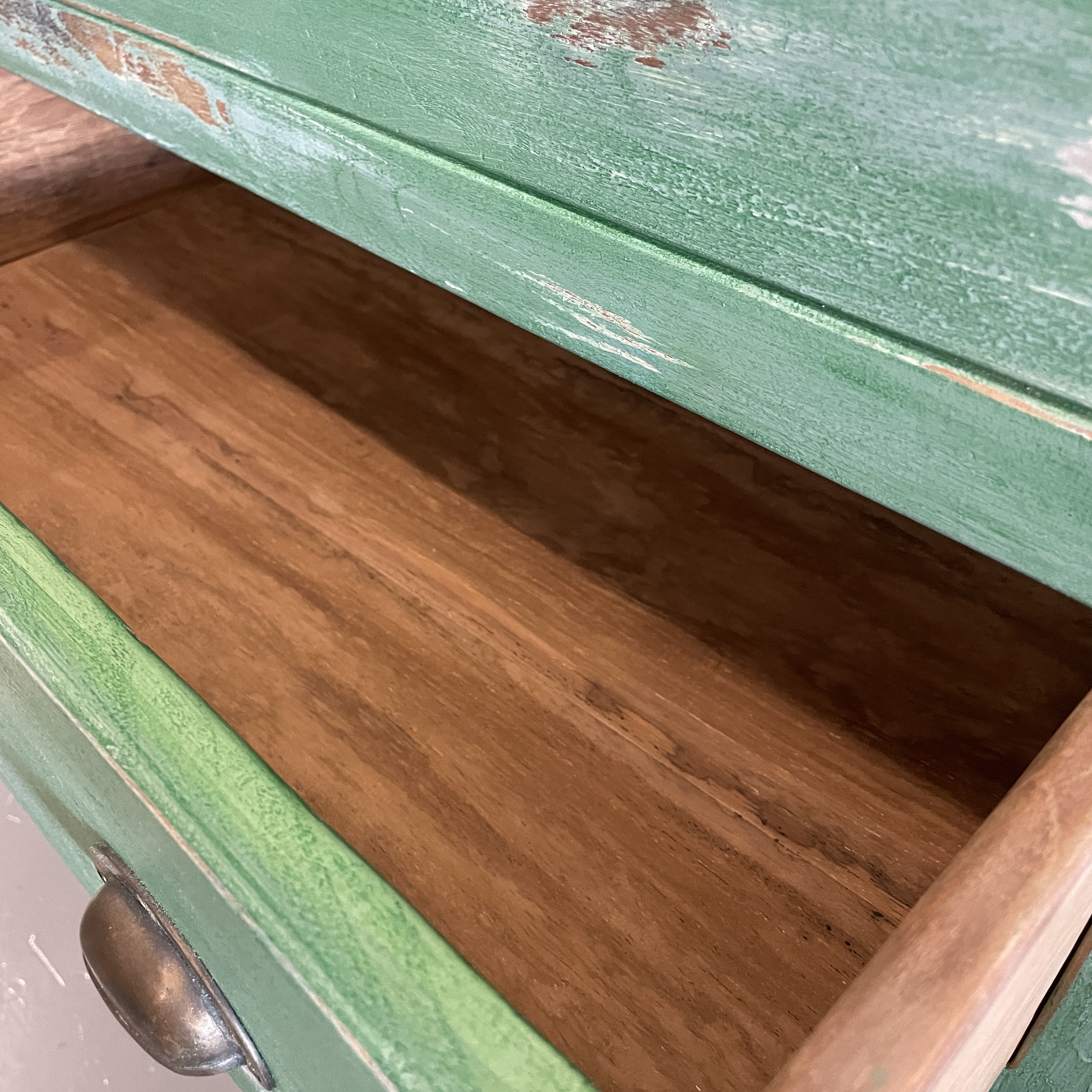 Brocante geleefde ladekast