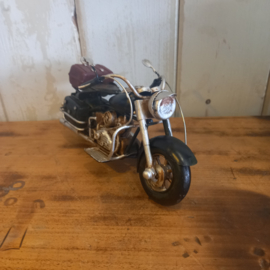 Blikken oldtimer motor in HD LOOK-A-LIKE