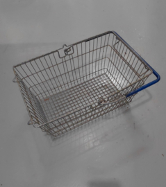 Vintage ijzeren winkelmandje Blauw handvat