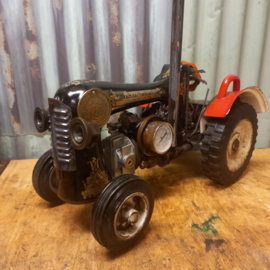 Metalen tractor - Singer naaimachine - metal art - handgemaakt