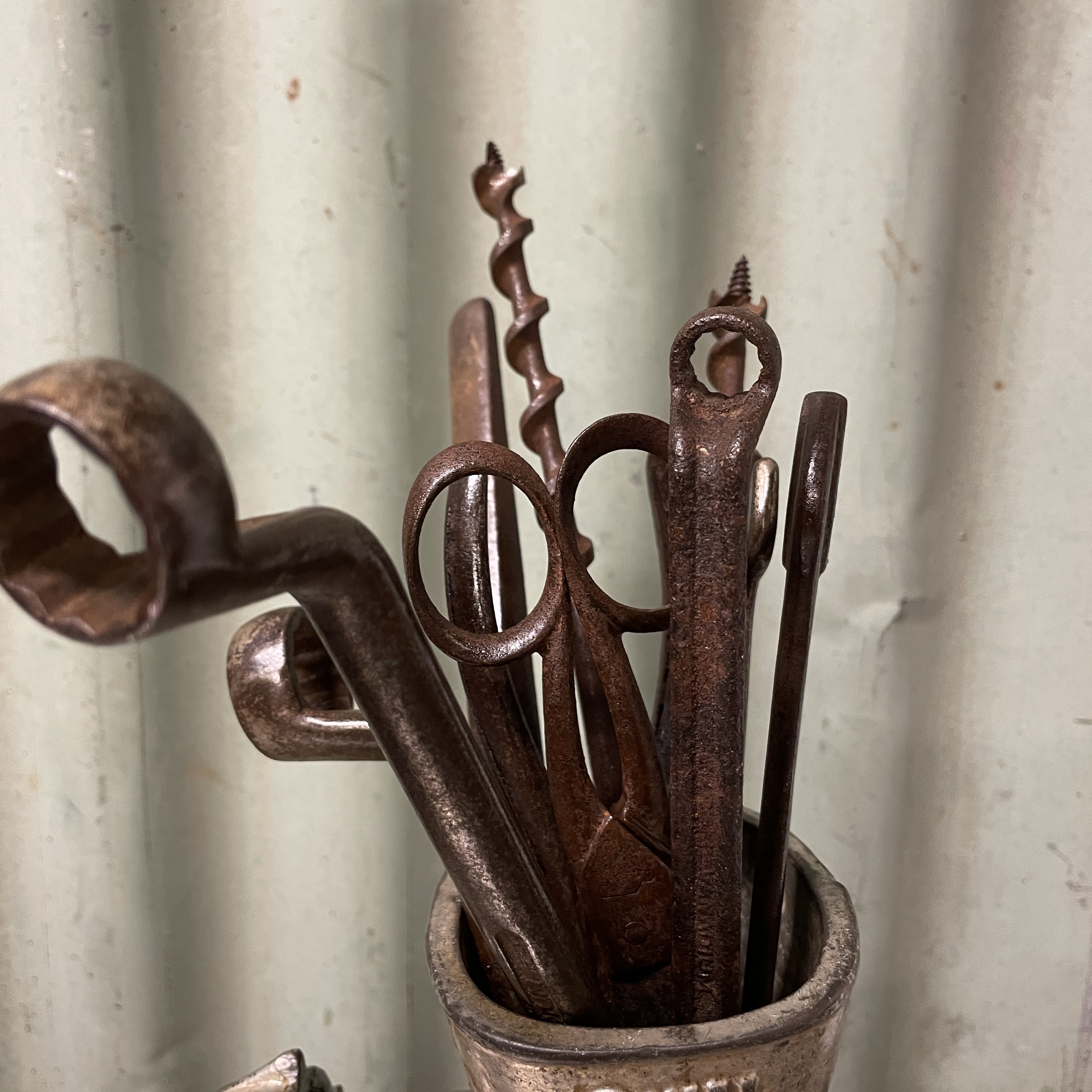 Gehakt molen - oud gereedschap - recycling