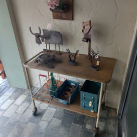 Trolley of BBQ hulp .