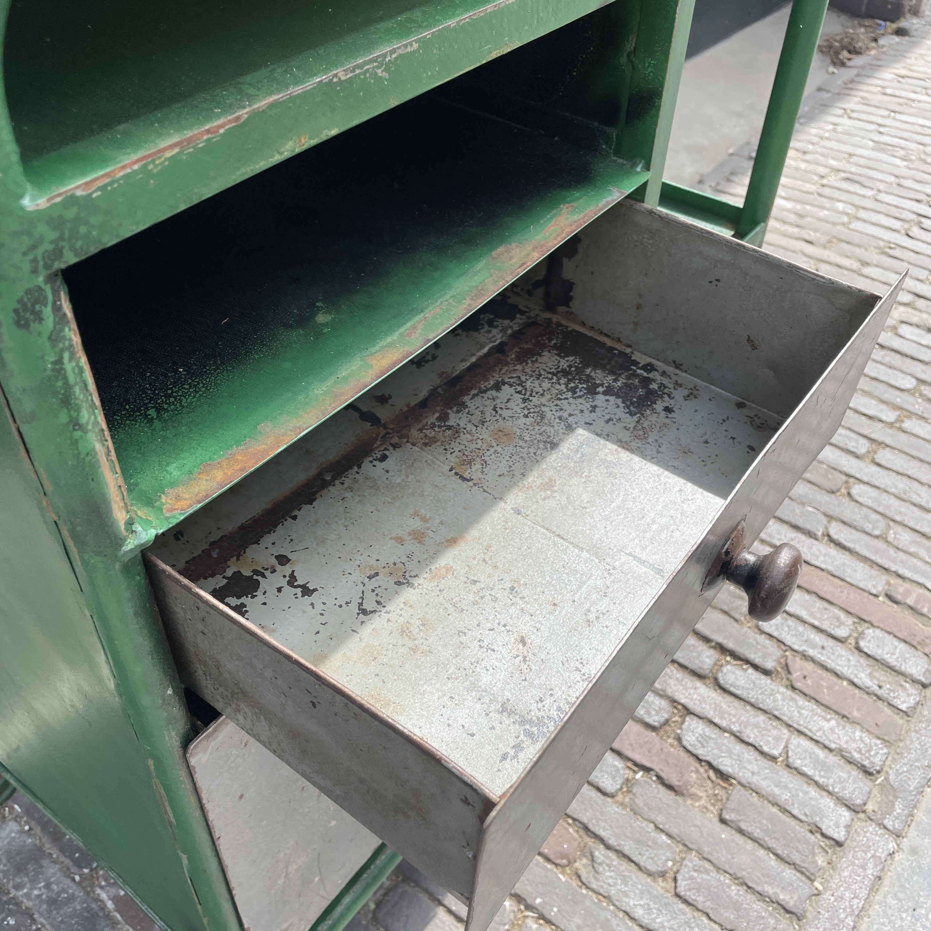 Industriële werkbank - buitenkeuken