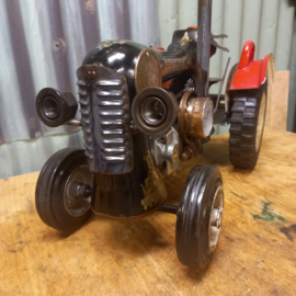 Metalen tractor - Singer naaimachine - metal art - handgemaakt