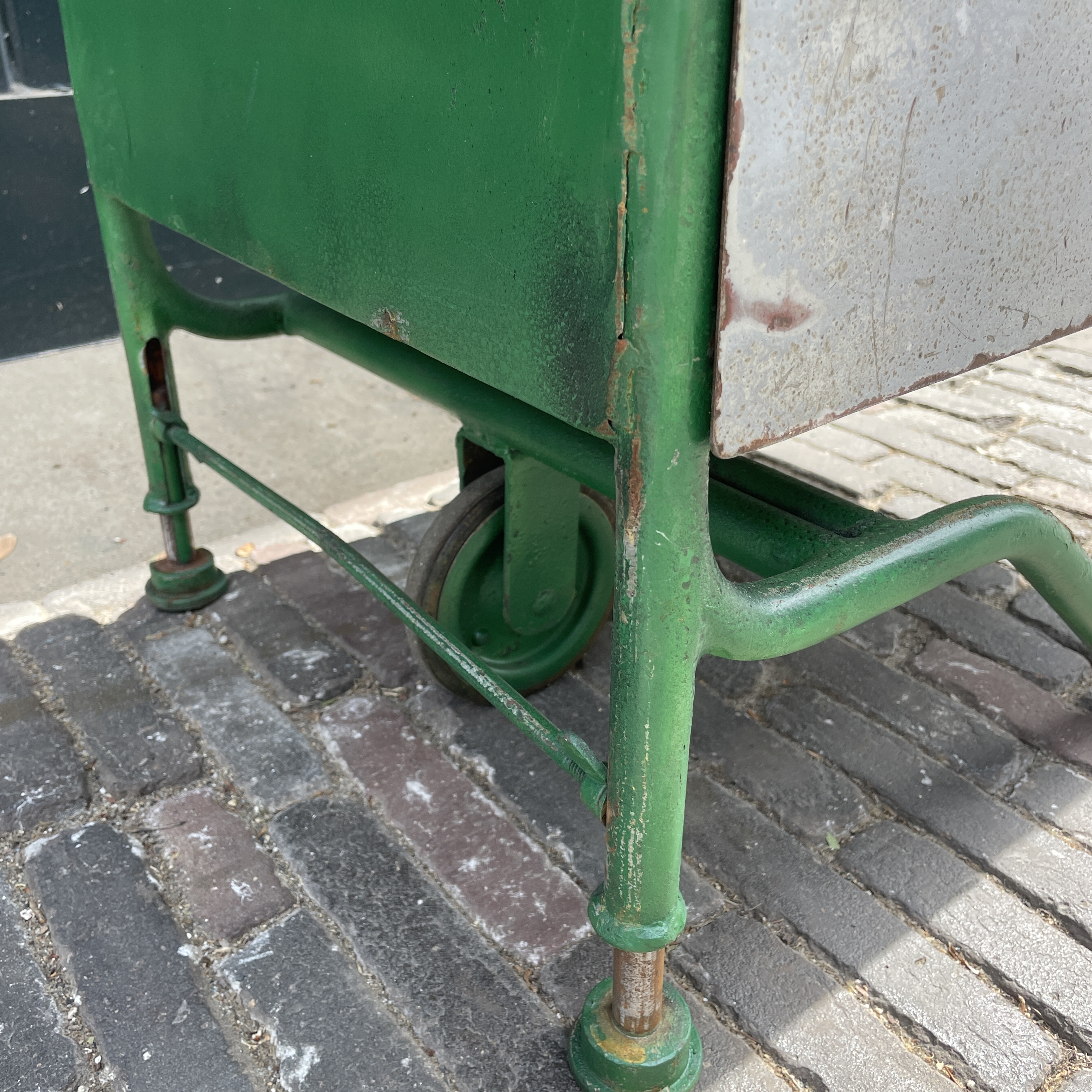 Industriële werkbank - buitenkeuken