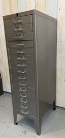 Vintage ijzeren ladekast - 15 lade’s