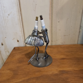 Twee dansende figuren rock en roll