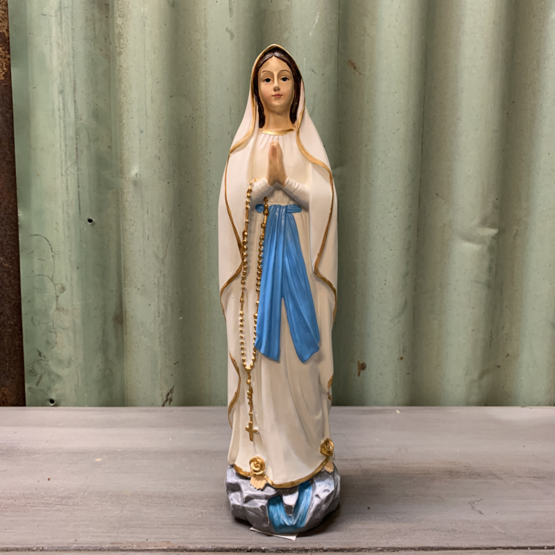 Maria beeldje 11