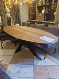 Eetkamertafel ovaal teak 240x110cm