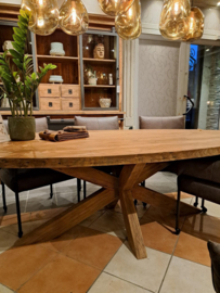 Eetkamertafel teak ovaal met houten spinpoot 240x120 cm