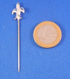 Fleur de lis pin