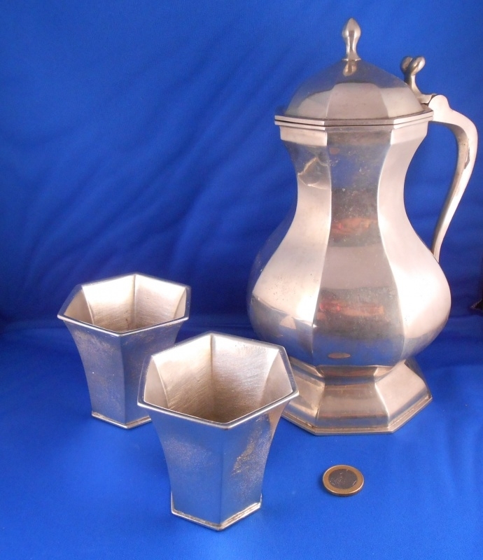 Set  of 1x flagon and 2x cup 1350