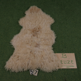 Schapenvacht (B-keuze) 105 x 65 Niet ruilen.