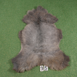 Grey-brown sheepskin (110 x 70)