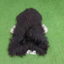 Black-white Icelandic sheepskin (120 x 70)