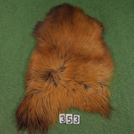 Brown-black Icelandic sheepskin (115 x 65)