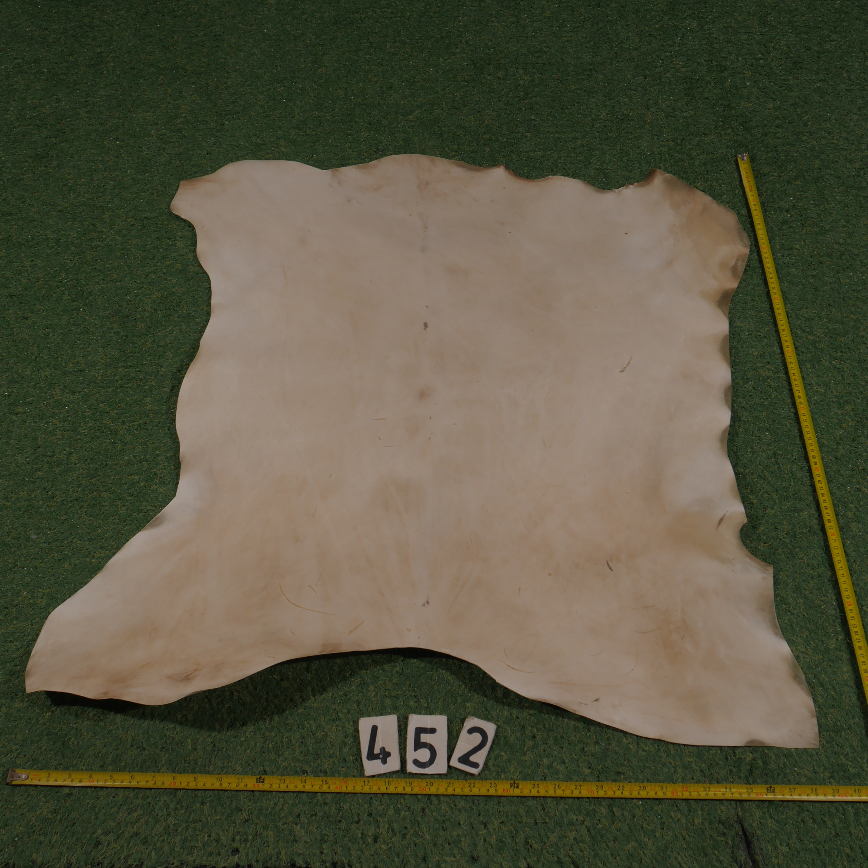 Perkament van edelhert ( 0.90 m²)