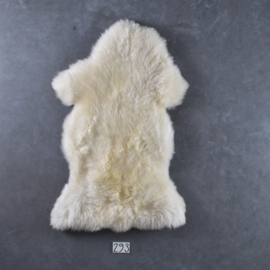 Witte schapenvacht (130 x 90)