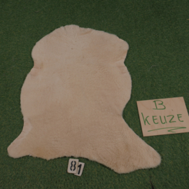 Schapenvacht (B-keuze) 85 x 70 Niet ruilen. Geschoren