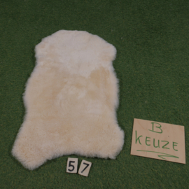 Schapenvacht (B-keuze) 85 x 50 Niet ruilen.