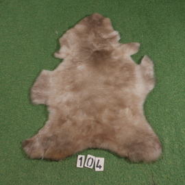 Brown sheepskin (110 x 80)