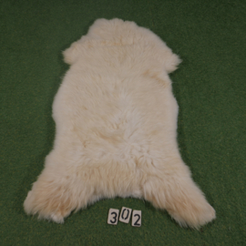 White sheepskin (135 x 80)