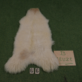 Schapenvacht (B-keuze) 105 x 65 Niet ruilen.