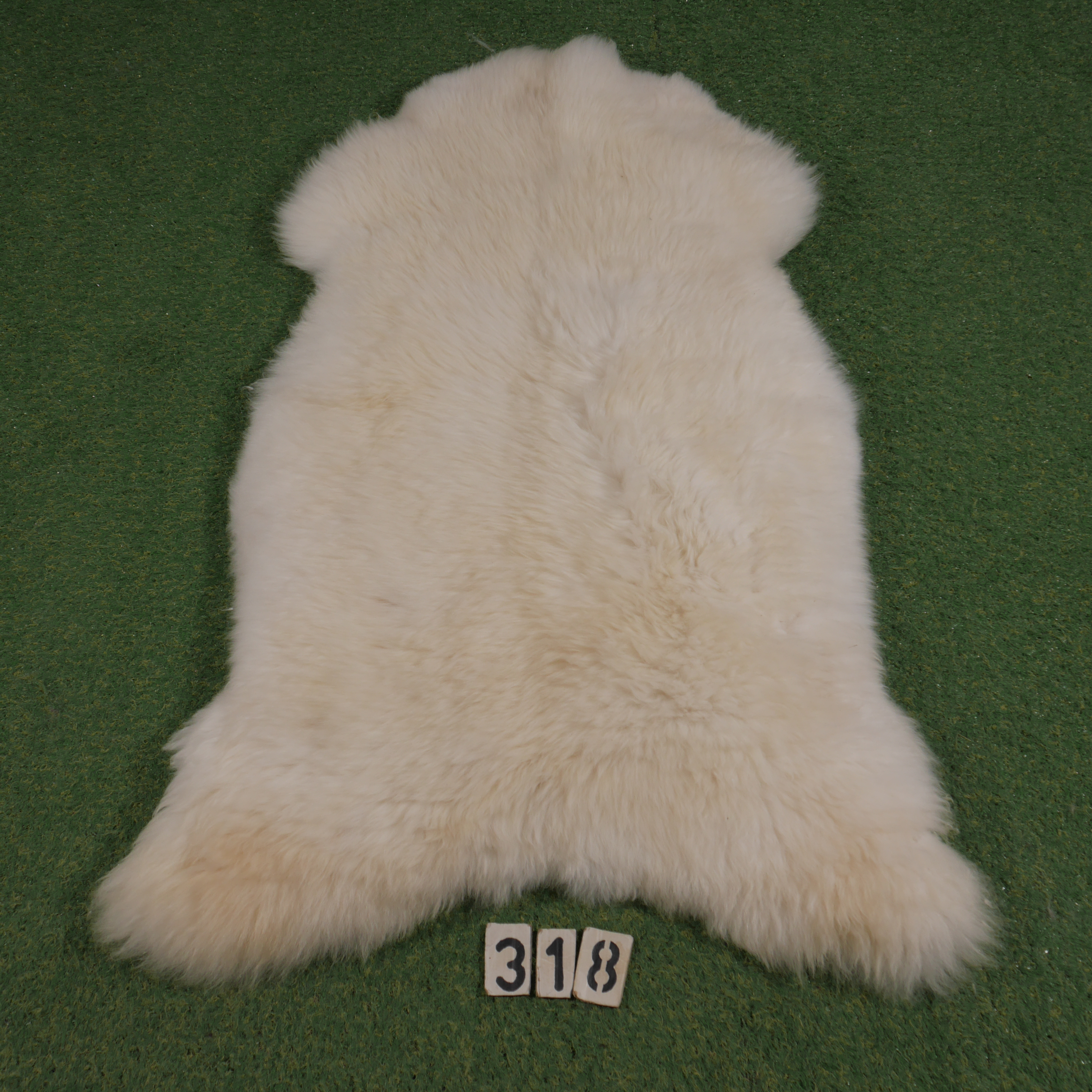 Witte schapenvacht (125 x 80 )