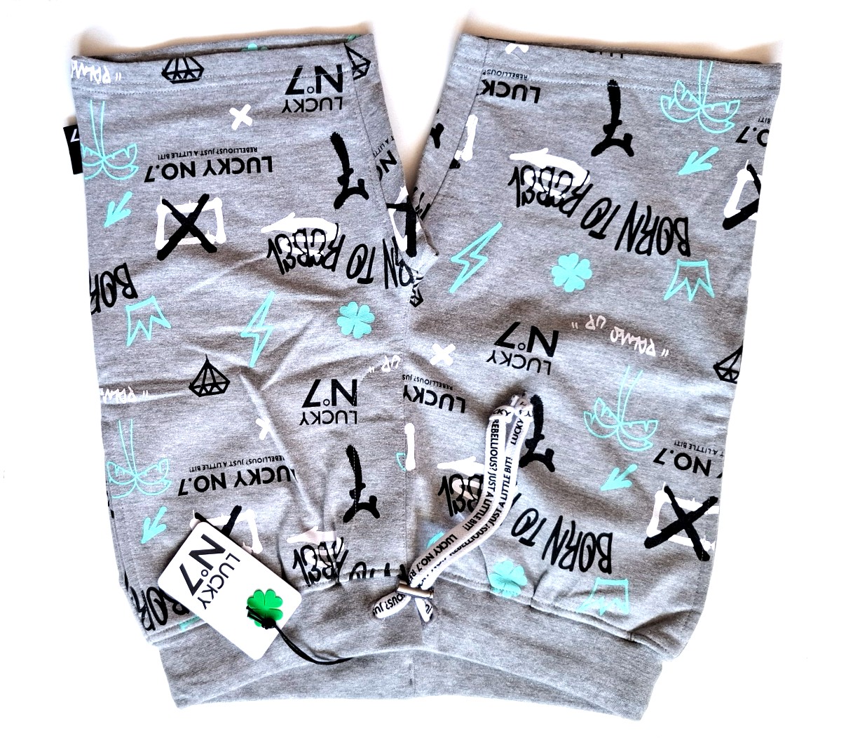 Stoere korte joggingbroek van Lucky maat 152