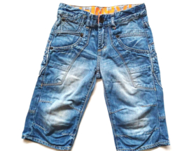 Stoere korte broek van Vingino maat 140