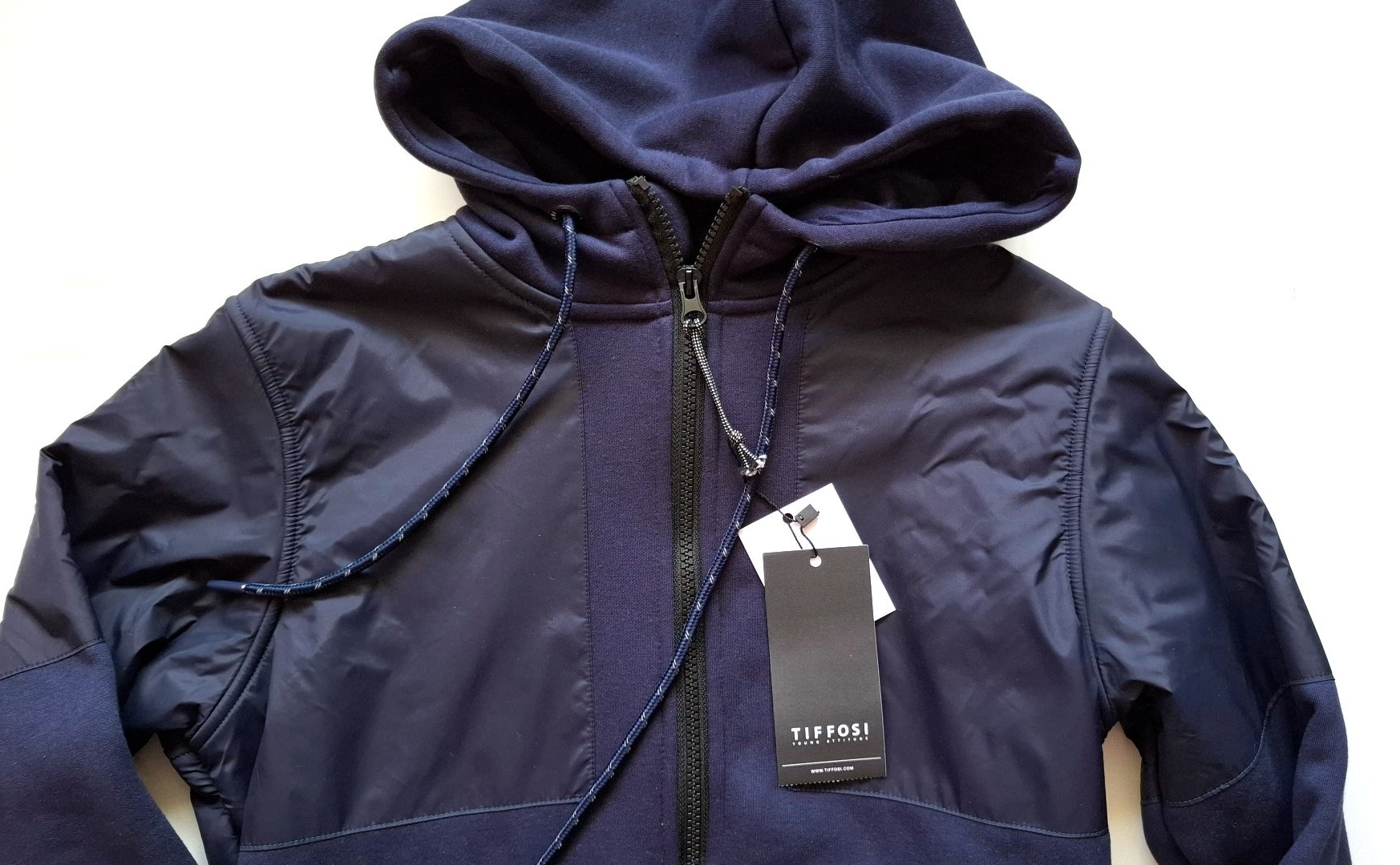 Stoere tussenjas van Tiffosi Urban maat 158