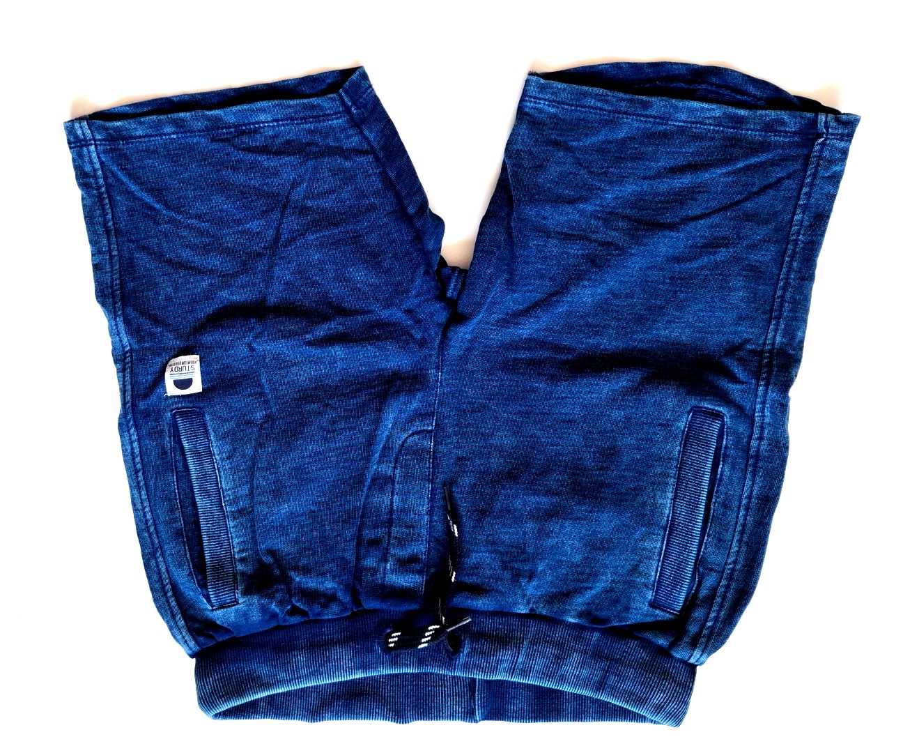 Stoere korte joggingbroek van Sturdy maat 140
