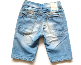 Stoere korte broek van Vingino maat 152