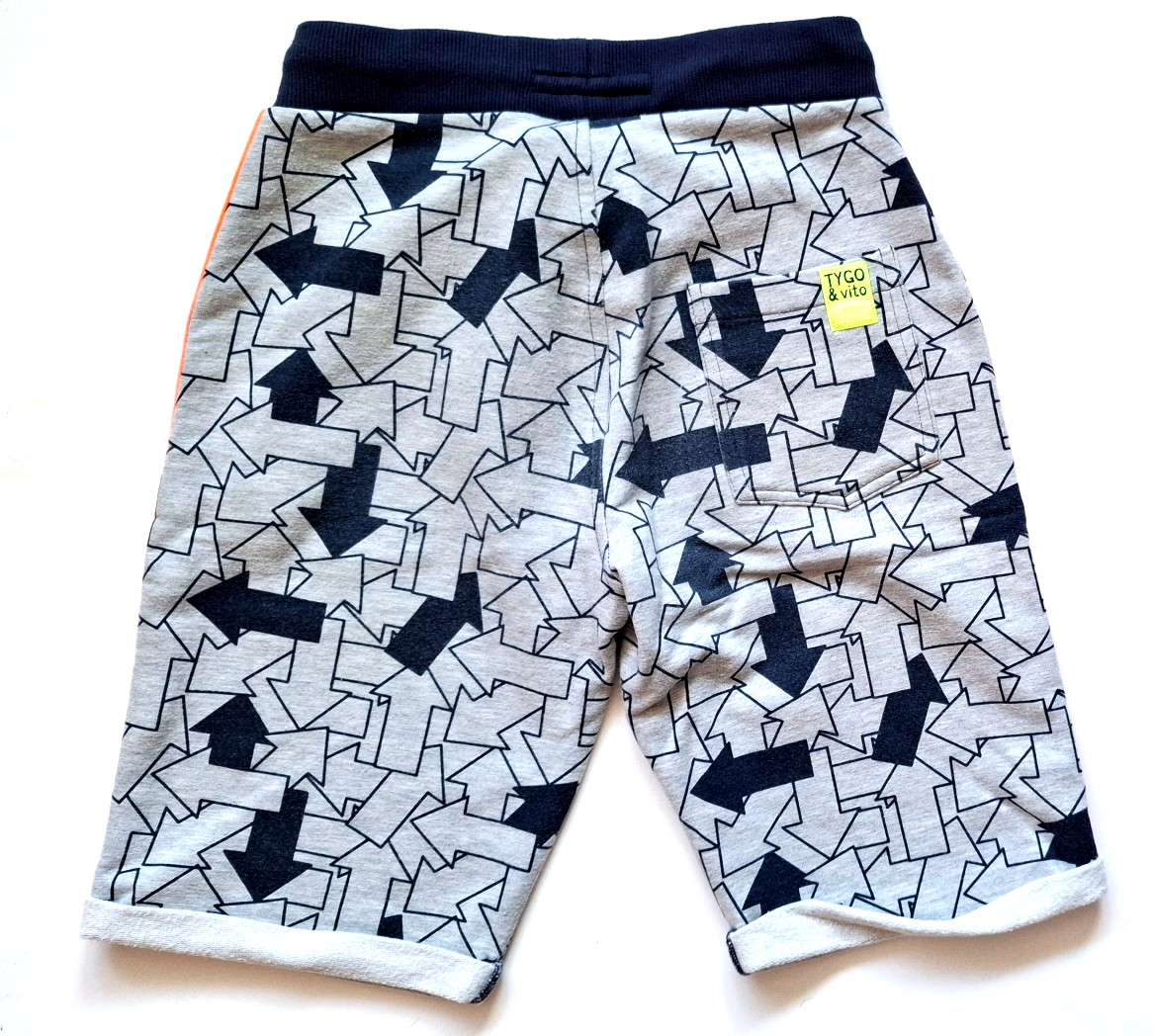 Stoere korte joggingbroek van Tygo & Vito maat 146/152