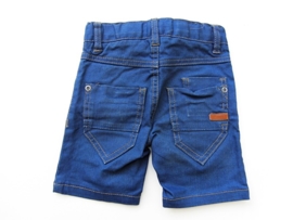 Stoere korte broek van Name-it maat 74/80